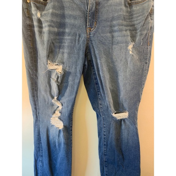 TORRID Women’s Distressed Jeans / Size: 14R - Picture 5 of 10